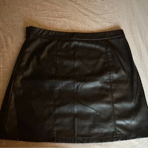 SHEIN Faux leather skirt